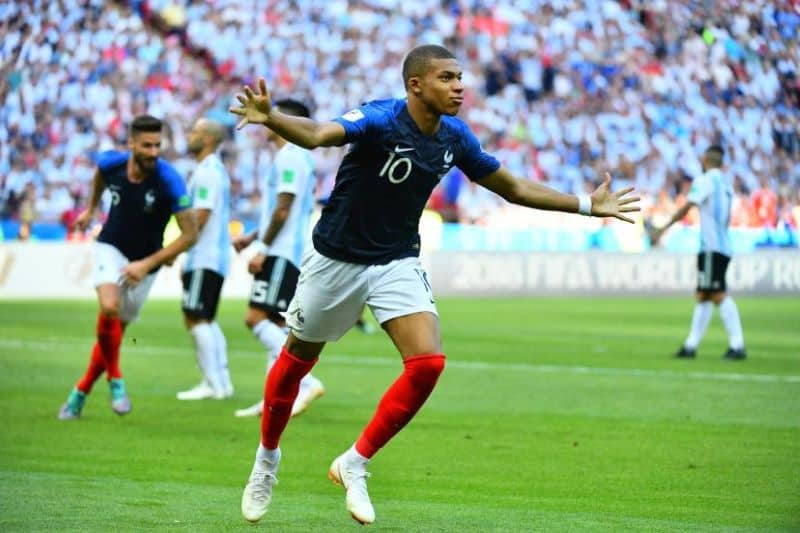 Kylian Mbappe Và Những Thành Tích Nổi Bật Trên Sân Cỏ